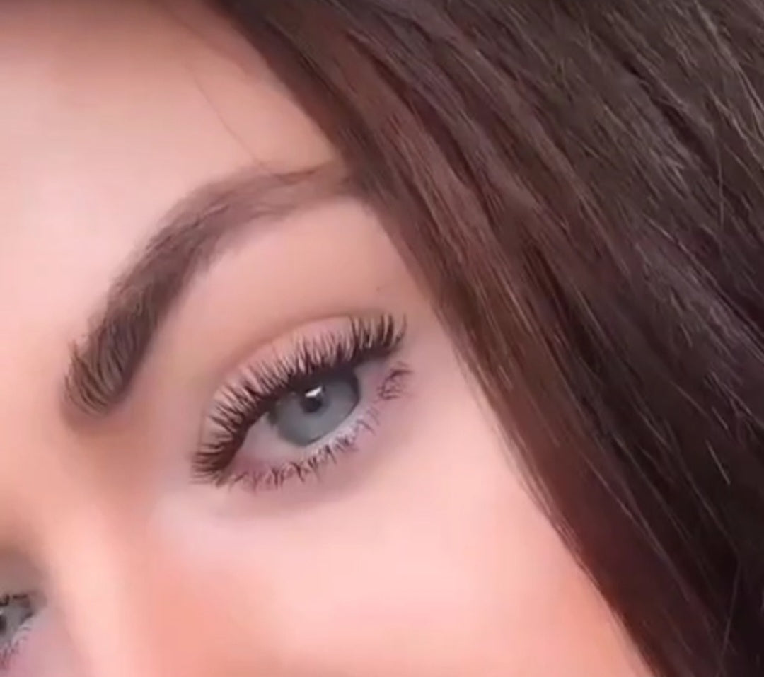 Sugar Sweet Lash Box (10mm Bella and 12mm Boujee)